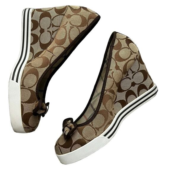 COACH Women’s Sweetie Bow Signature Canvas Wedge Heels in brown-Size 7.5 - Picture 2 of 6